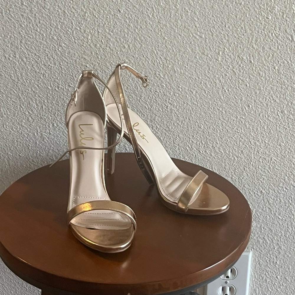 Lulu’s Rose Gold heels